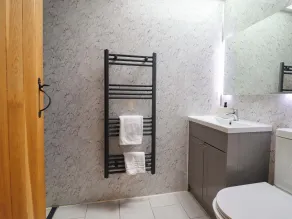 Bwthyn Y Bugail Shepherd's Cottage - Bathroom