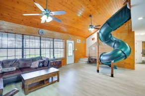 Near Lake Fork: Home w/ Fire Pit in Yantis! - Interiør