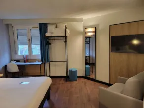 ibis Chateauroux - Room
