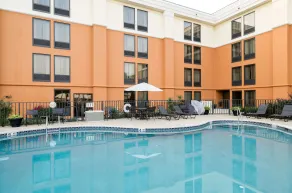 Comfort Inn & Suites Newark - Wilmington - Piscine