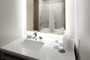 Cambria Hotel Philadelphia Downtown - Center City - Salle de bain
