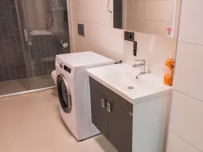 Mimoza Apart - Baño