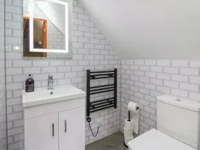 Pondarosa - Bathroom