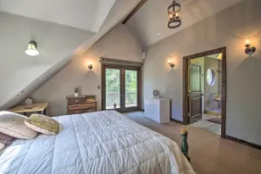 Incredible Lake Arrowhead Home w/ Views & Decks! - Interiør