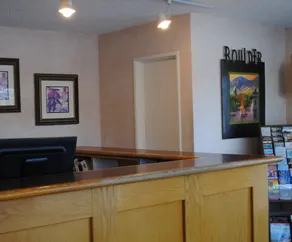 Boulder University Inn - Hall