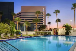 Hilton Melbourne, FL - Piscine