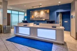 Holiday Inn Express & Suites VA Beach Oceanfront by IHG - Réception