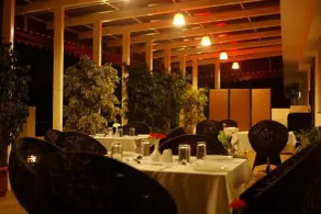 The Atrium Boutique Hotel - Restaurant