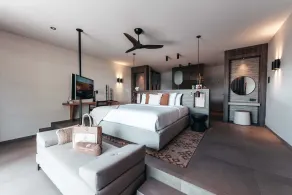The Kontiki - Room