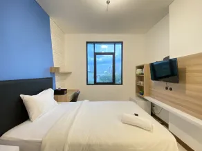 Zest Studio Semi Apartment at The Lodge Paskal near BINUS University By Travelio - Værelse