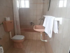 Skoufezis Studios - Salle de bain