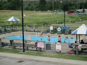 Budget Host Westgate Inn - Piscine