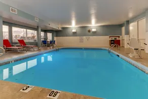 Holiday Inn Express - Cincinnati North - Monroe by IHG - Piscine