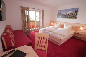 Pension Schweizerhaus Garni - Room