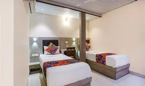 Fabhotel New Prince Palace - Room
