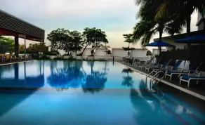 Premiere Hotel - Complimentary Shuttle to Klang Wholesale Market - Piscine