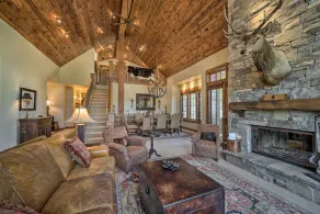 Stunning Ski-In/Ski-Out Penthouse Condo w/ Hot Tub - Intérieur