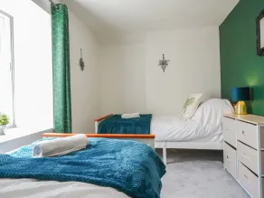 Bulls Head Historic Home With Garden And Hot Tub - Room