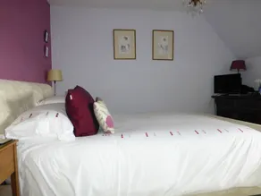 Molesworth Manor - Room