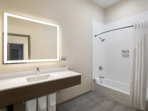 Holiday Inn Express Meadville (I-79 Exit 147a) by IHG - Room