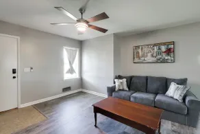5 Mi to Zoo: Family Retreat in Wichita! - Interior