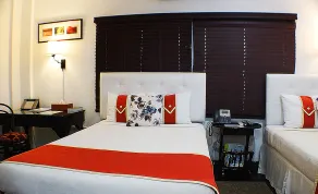 Altamont West Hotel - Room