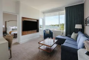 The Tides Inn - Rom