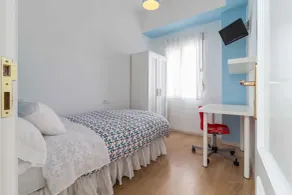 Hostal Five Gates - Habitación