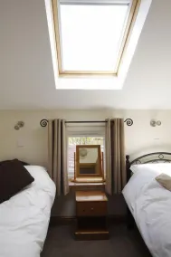 Barker Stakes Farm - Room