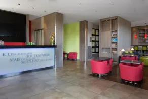 Hôtel Kyriad Paris Ouest Puteaux - La Défense - Hall