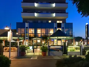Hotel Nautico - Entrée intérieure