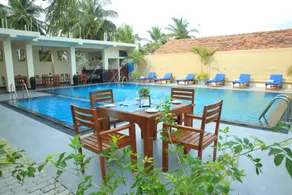 The Ocean Pearl Hotel Negombo - Piscine