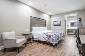 Red Roof Inn & Suites Mobile SW - I-10 - Chambre