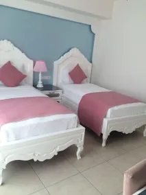 Montebello Deluxe Hotel - Room