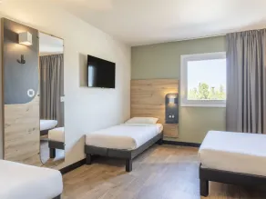 B&B HOTEL Saint-Martin-de-Crau Alpilles Camargue - Værelse
