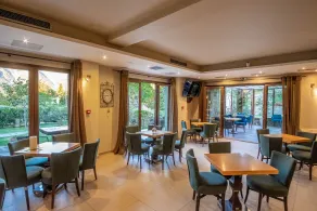 Anavasi Mountain Resort - Restaurant