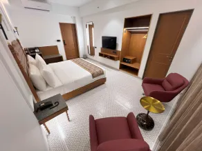 Haldi Kumkum Resort - Zimmer