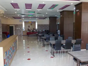 Hotel Diamond Glory Private Limited - Restaurante