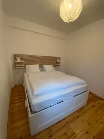 Modern, centrally located apartment - Room
