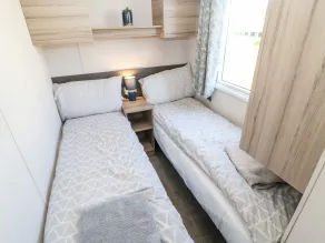 17 Summer Meadows - Room