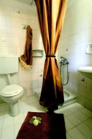 Golden Apartments - Salle de bain