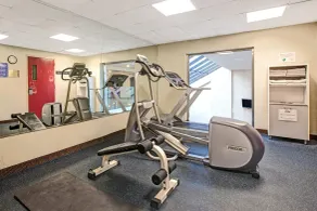 Days Inn by Wyndham Parsippany - Salle de remise en forme