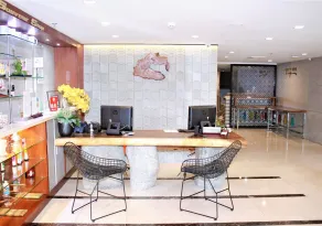 GK Central Hotel - Reception