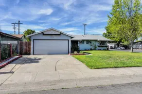 Pool Table! Spacious Home, 8 Mi to Dtwn Commons - Interiør