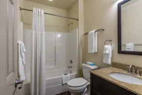 Stay-Over Suites - Fort Gregg-Adams Area - Bathroom