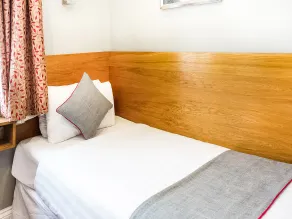 London Guest House by OYO - Acton - Rom