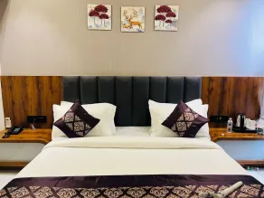Hotel Royal Empire - Chambre
