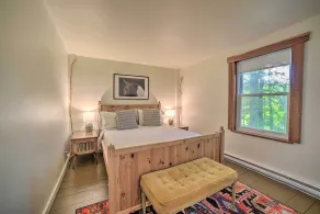 Game Room & Fire Pit: Peaceful Catskills Farmhouse - Innenbereich