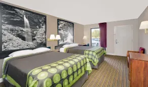 Super 8 by Wyndham Athens - Chambre