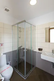 Hotel Kodra - Bathroom